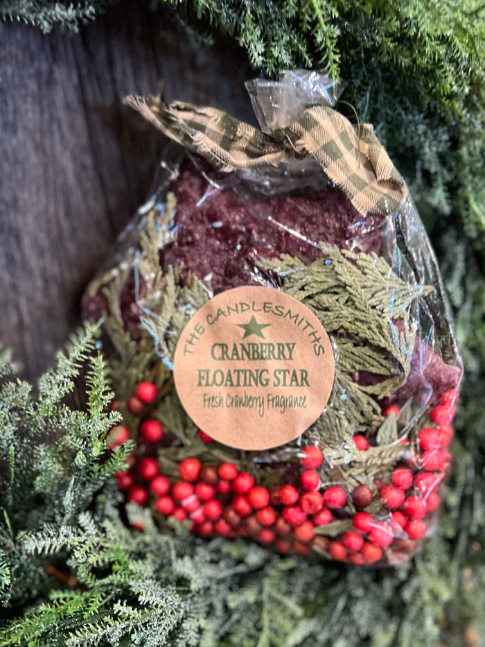 Large Floating Star Kit Cranberry