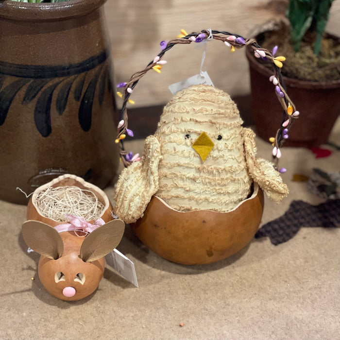 Antiqued Chenille Chick