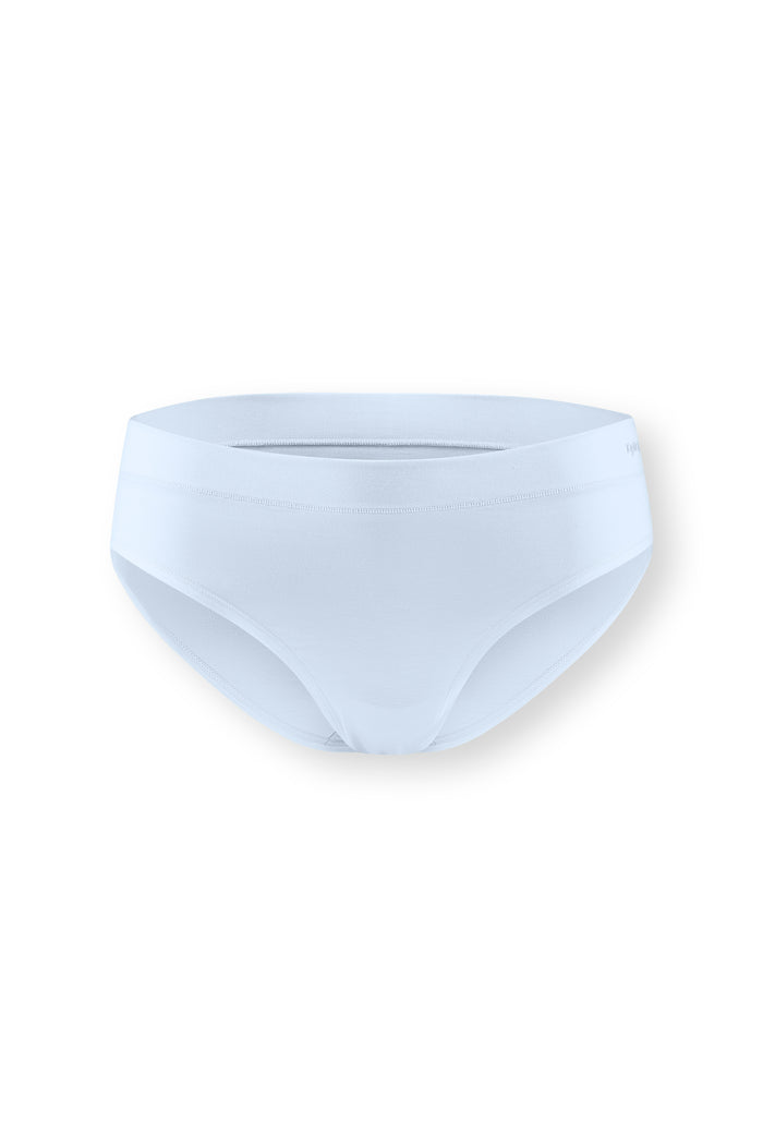 Women's Cheekini in Breeze on white background