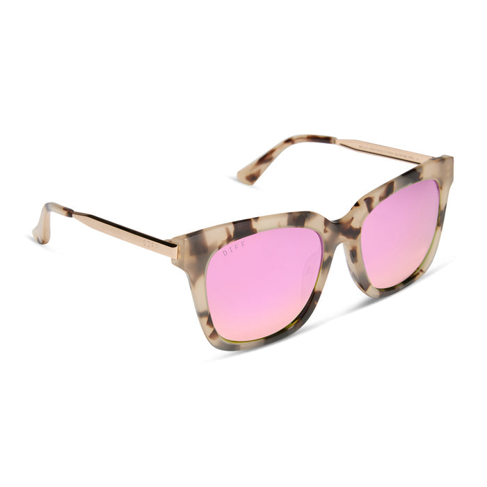 diff eyewear bella square sunglasses with a cream tortoise frame and pink mirrored lenses angled view