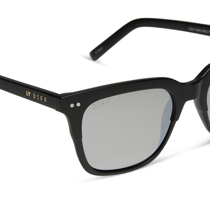 diff eyewear bobby square sunglasses with a matte black frame and grey mirror lenses detailed view
