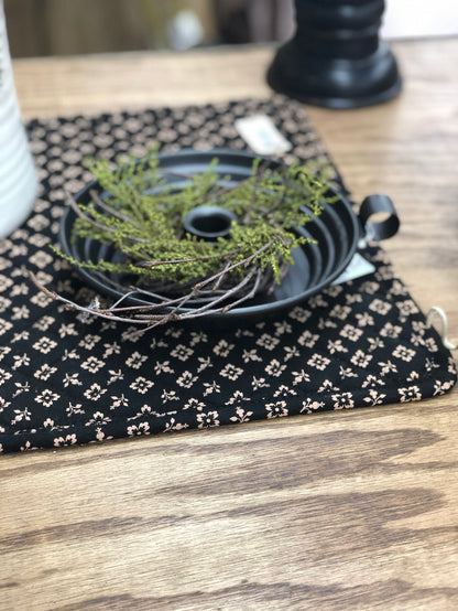Colonial Candle Holder