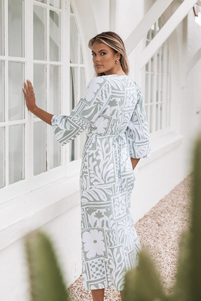 Petal and Pup USA DRESSES Kolby Long Sleeve Midi Dress - Sage Print
