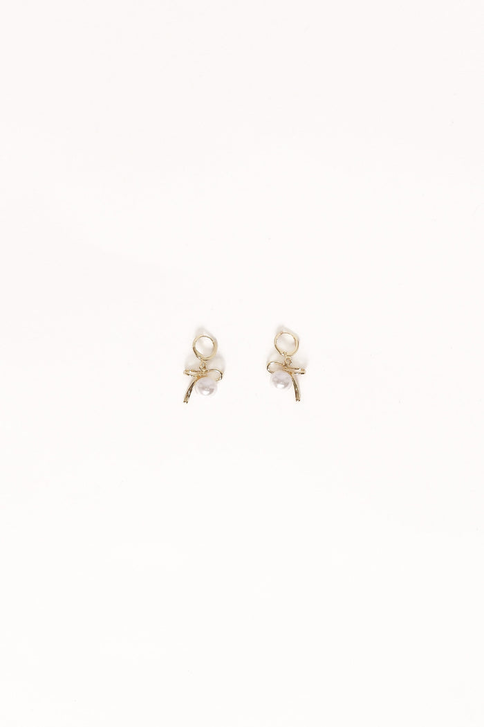 Petal and Pup USA ACCESSORIES Louisa Bow Earrings - Gold/Pearl One Size