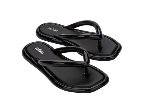 Melissa Airbubble AD Black Thong Flip-Flops for Women – Stylish and comfortable casual footwear.