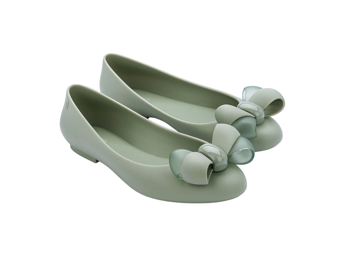 Melissa Doll VIII green women’s flat shoes with maxi bow design – stylish ballerinas for casual and party wear