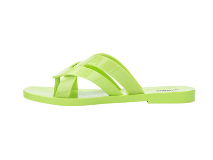 Melissa Lana Flat Green Flip Flop Slipper for Women – Stylish and comfortable flat flip-flop slippers, perfect for casual wear, beach outings, and everyday comfort.