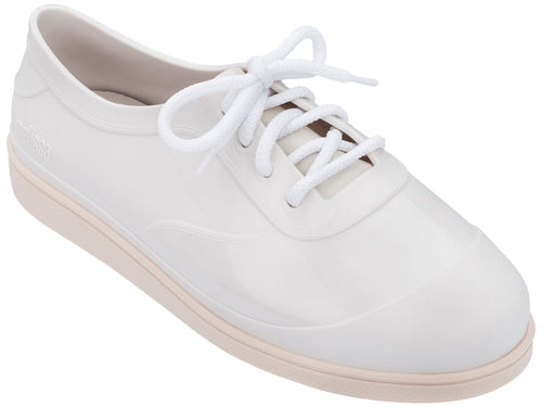 Melissa Line solid white unisex lace-up sneakers with a sleek design and comfortable fit for versatile everyday wear