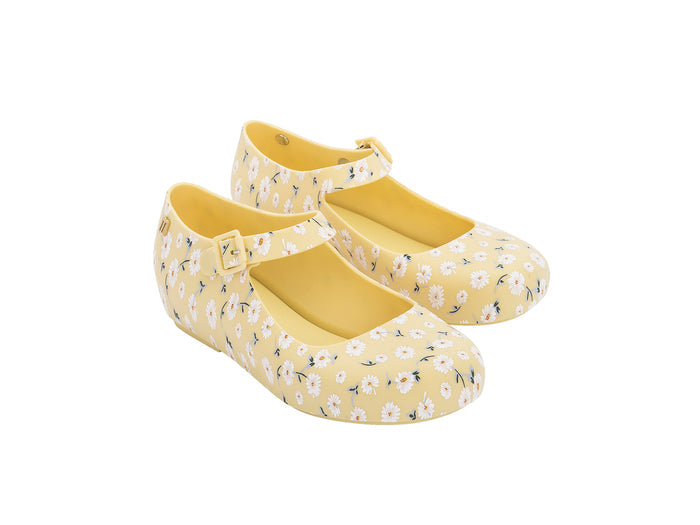 Mini Melissa Dora Floral Printed Yellow Ballerinas for Girls â€“ Stylish and comfortable ballerina shoes with a vibrant floral print, perfect for little girls' everyday wear.