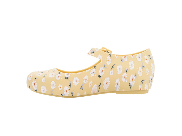 Mini Melissa Dora Floral Printed Yellow Ballerinas for Girls â€“ Stylish and comfortable ballerina shoes with a vibrant floral print, perfect for little girls' everyday wear.