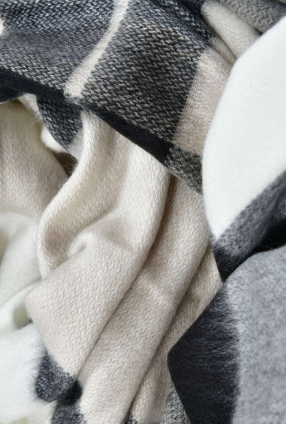 Monari 805697 Pearl Scarf Detail | Dotique