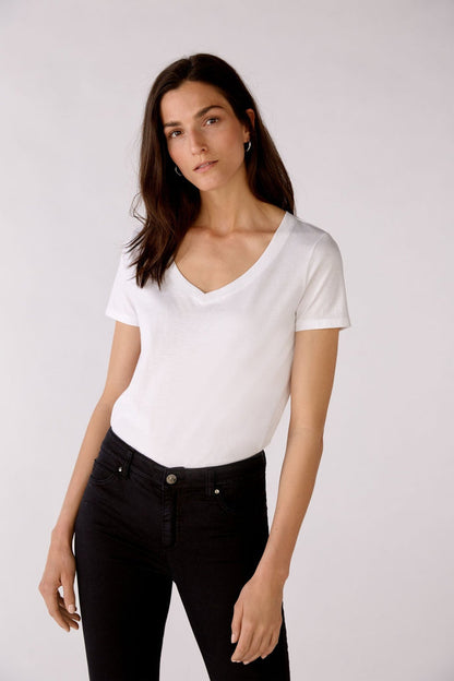 Oui 76717 T-Shirt Col 1002 White Front Lifestyle | Dotique