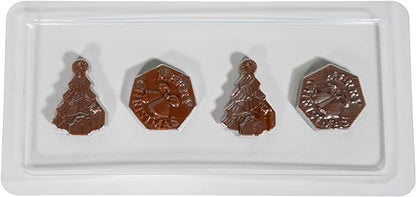 Das Unold Schokoladenform-Set Weihnachten umfasst vier Pralinen in einer Kunststoffschale: zwei in Form von Weihnachtsbäumen und zwei in Achteckform, jeweils mit eingeprägtem festlichem Weihnachtsmotiv.