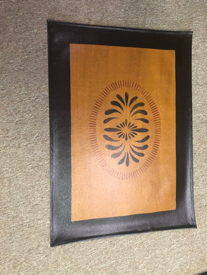 Stenciled Floorcloth with Solid Border 2 x 3