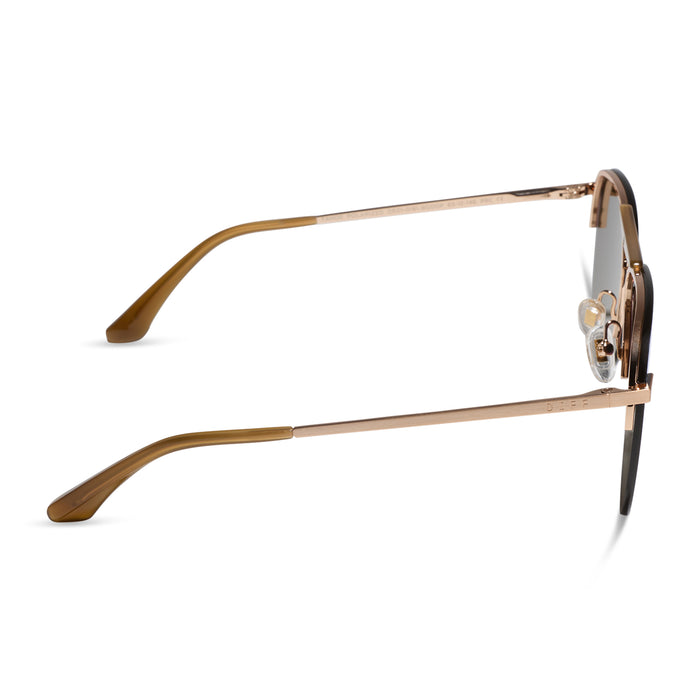 diff eyewear tahoe oversized aviator sunglasses with a gold metal frame and dew drop blue mirror polarized side view